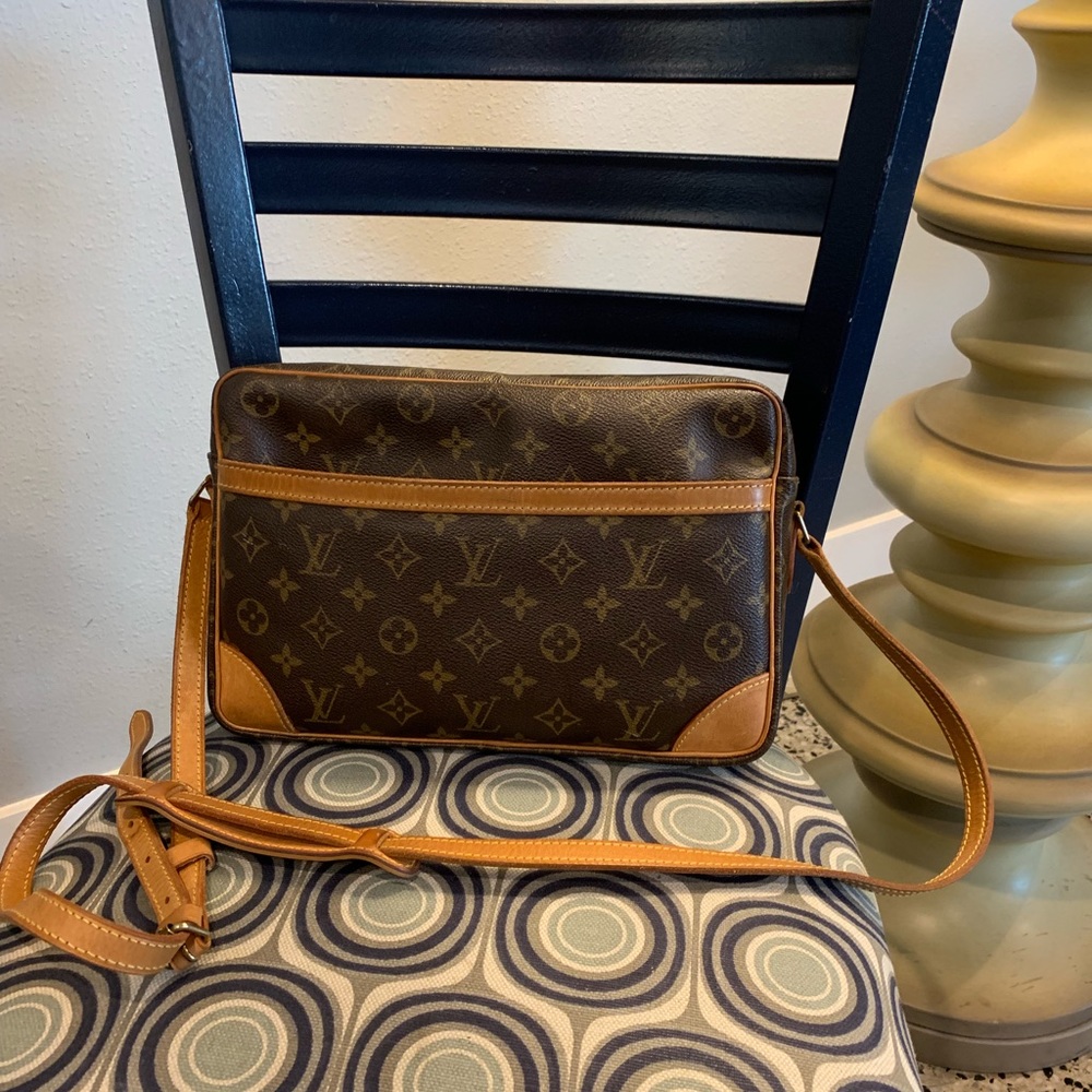 Louis Vuitton Crossbody Bag